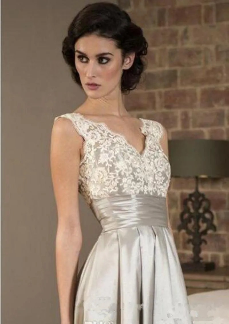 

Elegant Mother Of the Bride Dresses 2019 Cheap Sleeveless Lace V Neck Evening Gown A Line Tea Length Prom vestido de madrinha