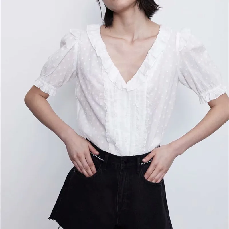 

TMODA1078 Za 2021 Women Fashion With Ruffle Trims Lace White Blouses Vintage V Neck Short Sleeve Female Shirts Blusas Chic Tops