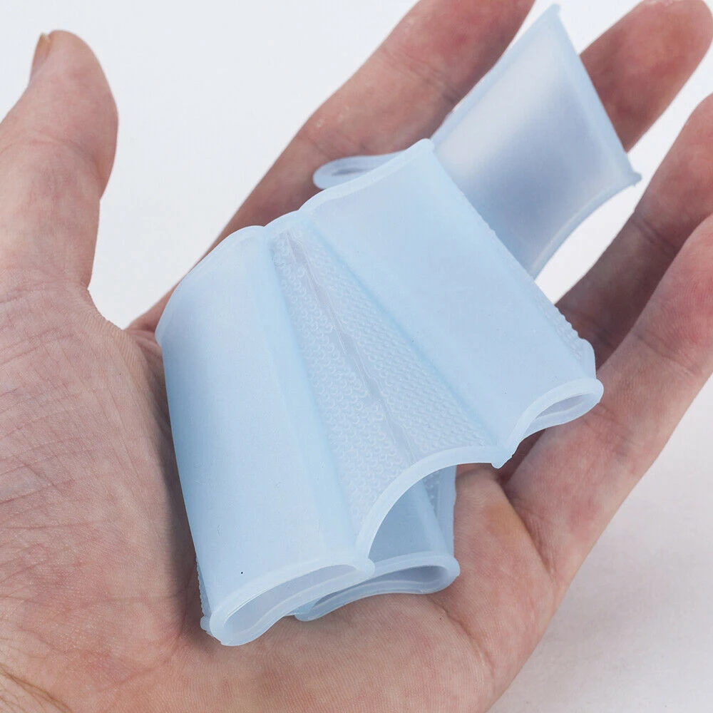 

2 Pairs Swim Gear Fins Hand Webbed Flippers Silicone Training Paddle Dive Glove