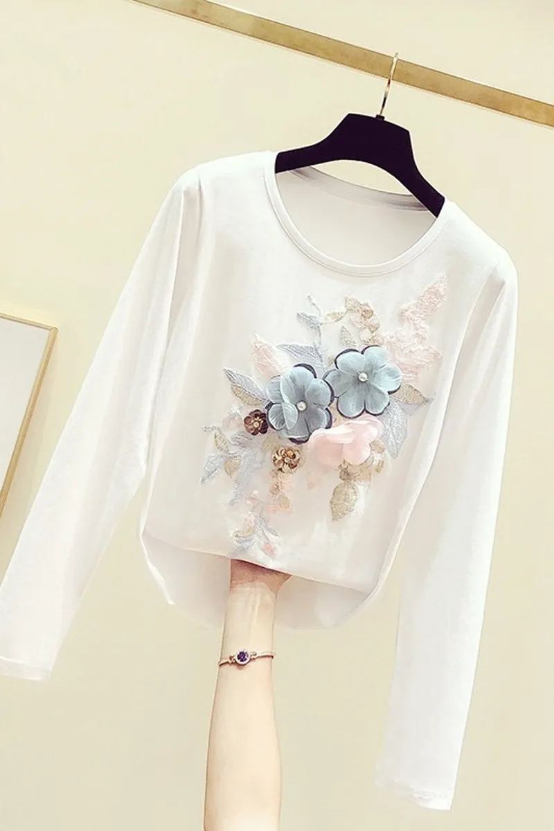 

2020 Spring New Korean-Style Fresh Embroidered Flower Round Neck Long Sleeve T-shirt Women's Leisure Pullover White Tshirt Tees