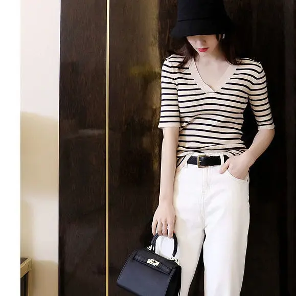 

Striped ice silk T-shirt women's short sleeve summer slim fit thin Pullover V-neck elastic T-shirt bottom coat