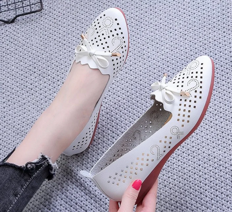 

High Quality Women's Fashion Summer Sandals Soft Bottom Beach Hollow Casual Shoes breathable ladies Flat shoes