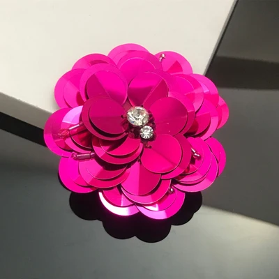 rose red Вышитая бисером аппликация нашивки модные блестки вышивка ткань цветок патч для одежды parches Брошь со стразами - Цвет: rose red