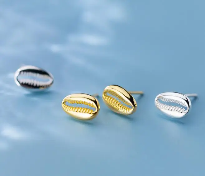 

1 пара на 100% реальная. Женские серебряные серьги-гвоздики GTLE2832