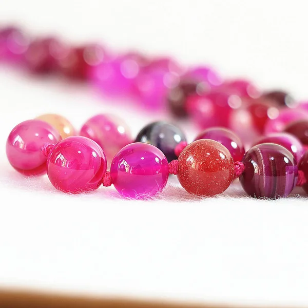 

Новое красивое ожерелье с бусинами из драгоценных камней 10 мм в розовую полоску с агатом 18 дюймов AAA ++
