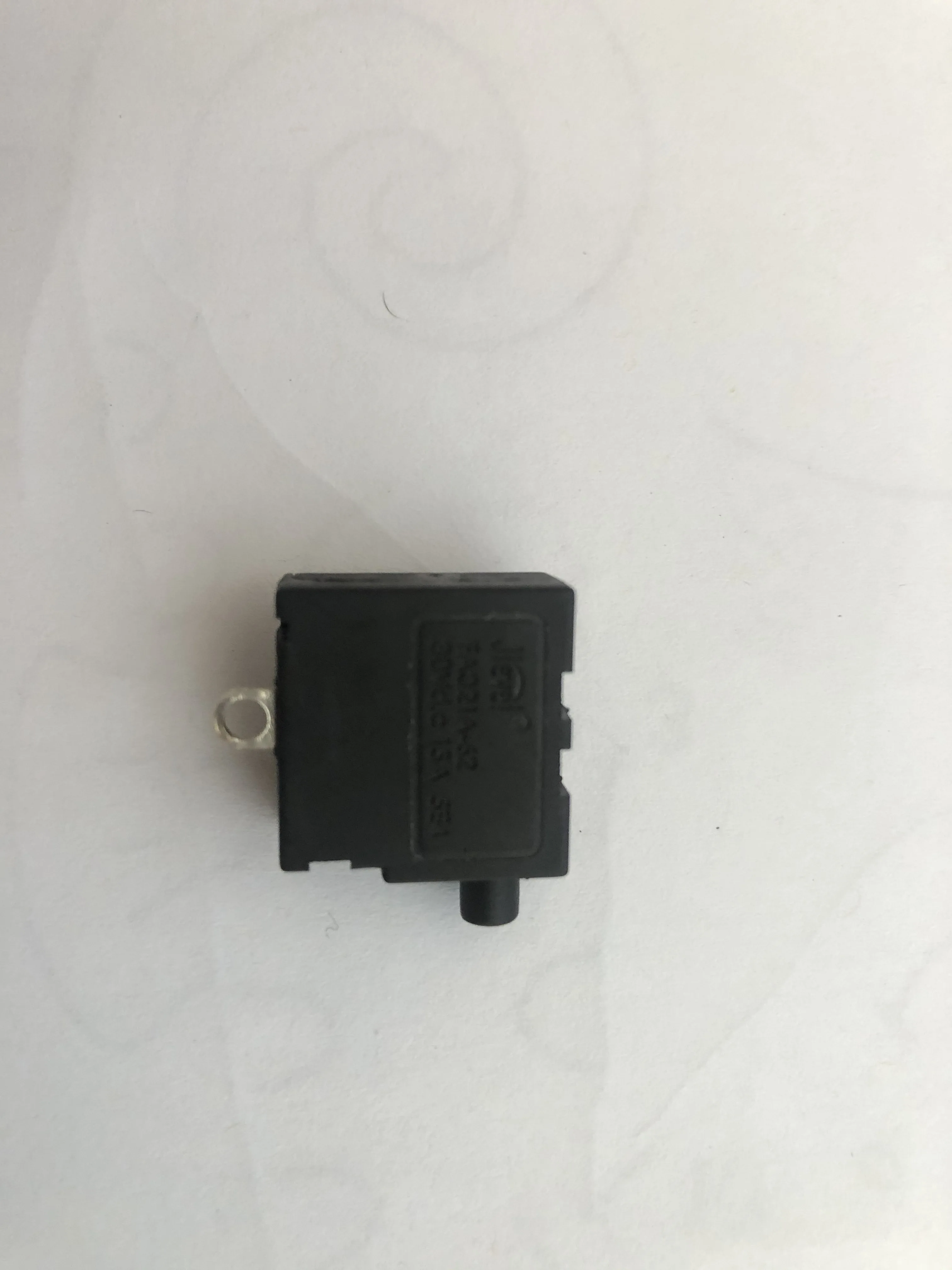

Переключатель электрической дрели Jlevel FA021A-62 30vdc 15A