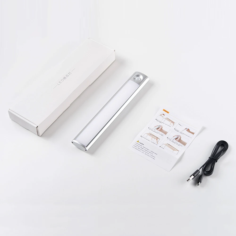 Светодиодный сенсорный светильник с PIR индикатором 33 светодиосветодиодный