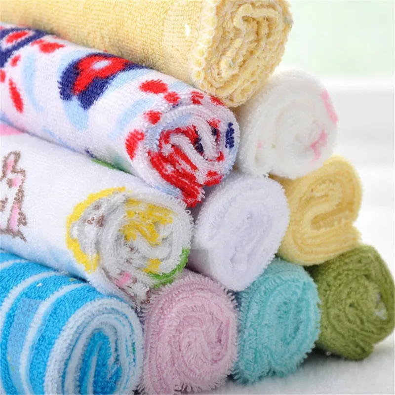 

8pcs/pack Small Square Soft Cute cartoon/strip/solid Baby Towel Handkerchief Infant Kid Children Feeding Bathing Face Washing