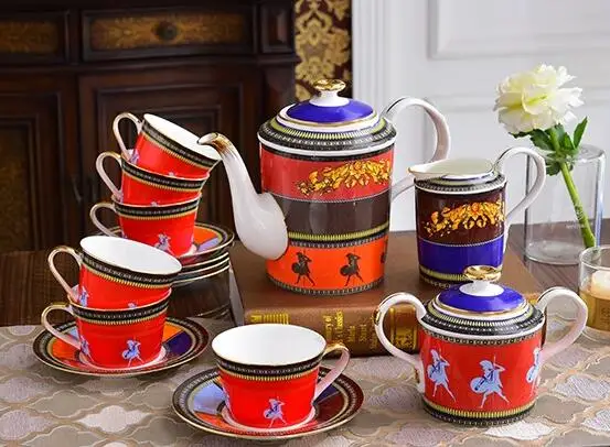 Изящный кофейный сервиз из костяного фарфора для 6 человек, фарфоровый набор чашек для чая в виде животных, свадебный подарок - Цвет: 11