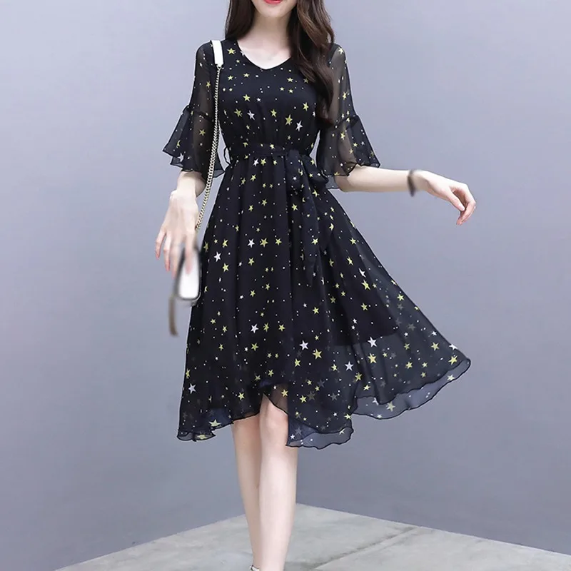 

Женское шифоновое платье с коротким рукавом и V-образным вырезом