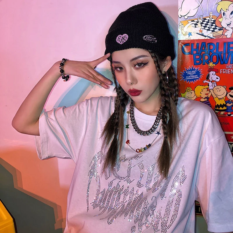 Футболка Стразы унисекс с буквенным принтом женская уличная одежда черная