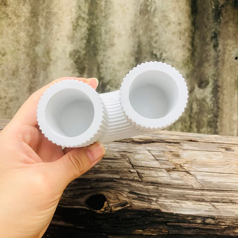 Бетонный подсвечник в полоску силиконовая форма U-образная для цементной вазы