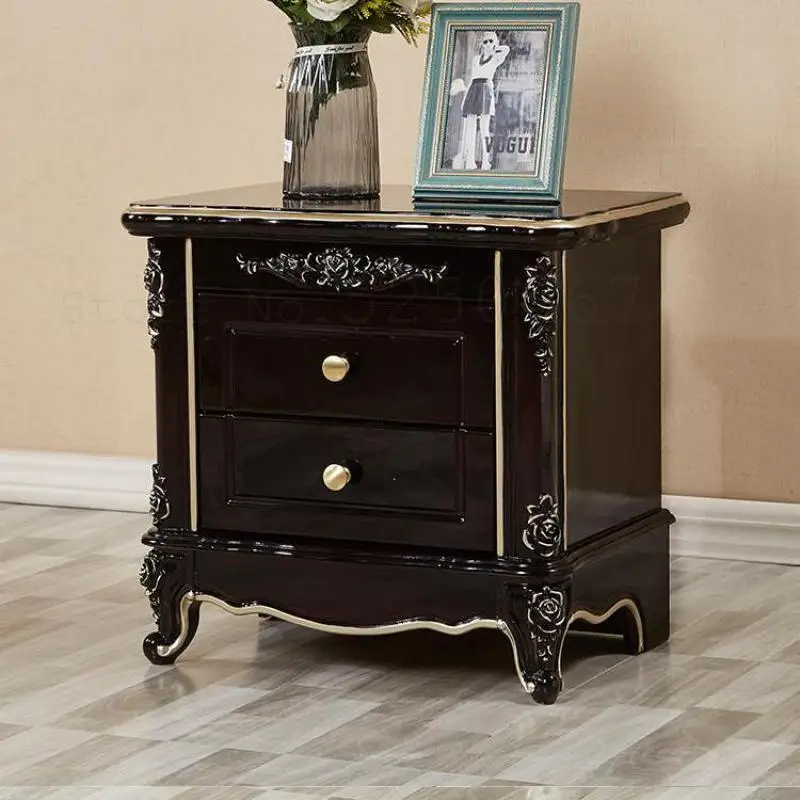 Европейский прикроватный столик из твердой древесины в скандинавском стиле