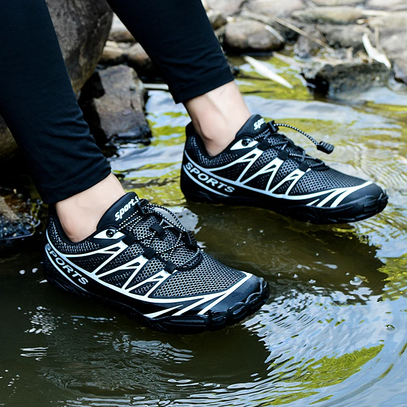 

Water Sneakers Men Non Slip Hiking Climbing Aqua Shoes Beach Barefoot Upstream Shoes Seaside Footwear Male Outdoor Sport