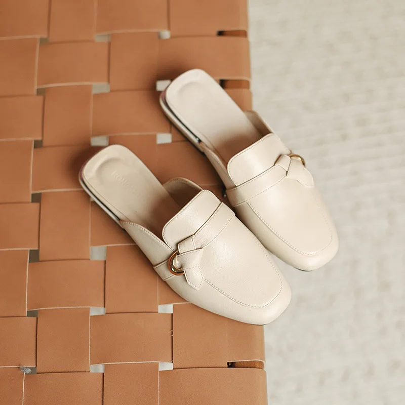

Cover Toe Slippers Casual Shoes Low Square heel Rivet Slides Slipers Women Big Size Luxury Block 2021 Summer Soft Basic Hoof Hee