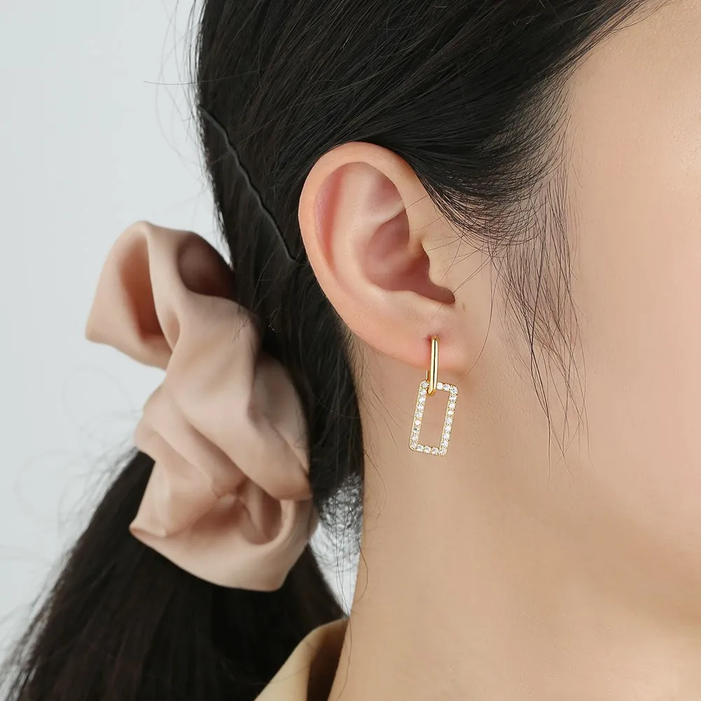 

Женские серьги из серебра 925 пробы с фианитами