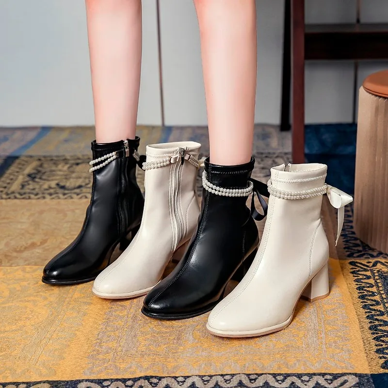 

Женские ботинки с круглым носком на осень и зиму 2021 Корейская версия новых повседневных модных женских ботинок на высоком каблуке