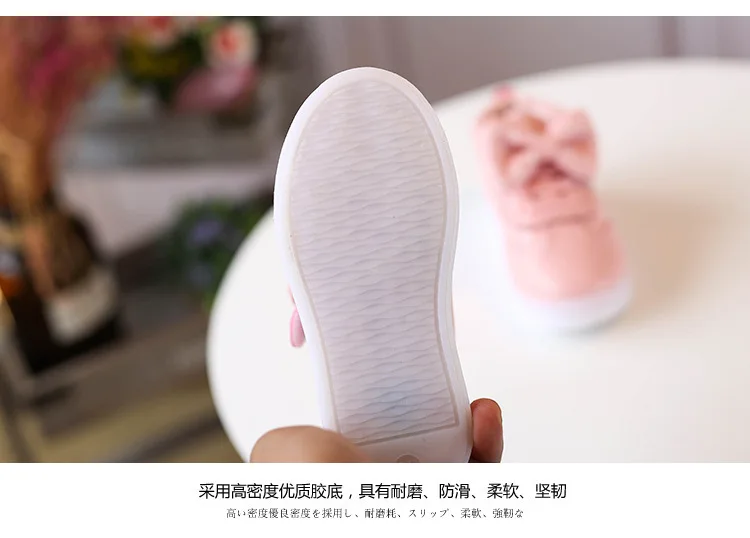 

New autumn and winter children's shoes LED light up girl shoes polka dot bow light up baby shoes