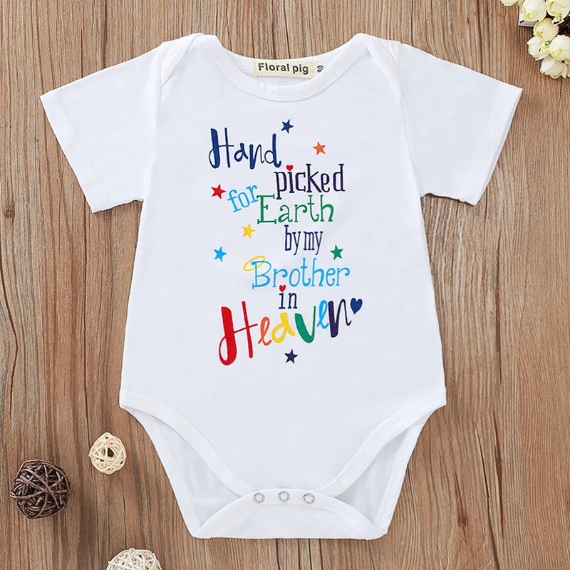 Летняя одежда для новорожденных белый комбинезон с короткими рукавами и принтом