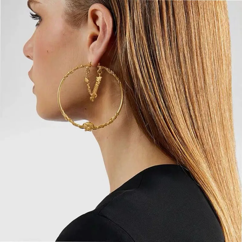 

Unusual Trendy Big Circle Portrait Embossment Hoop Earring Gold Color Fashion Women Jewerly Luxury