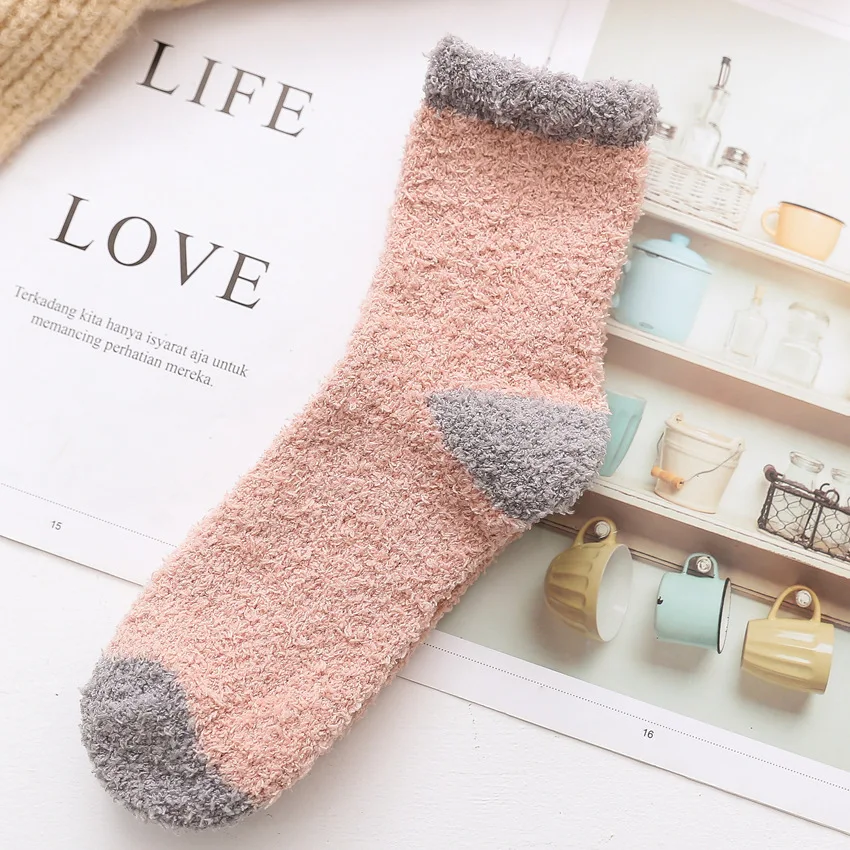 Женские теплые длинные носки милые мягкие пушистые коралловые бархатные зимние