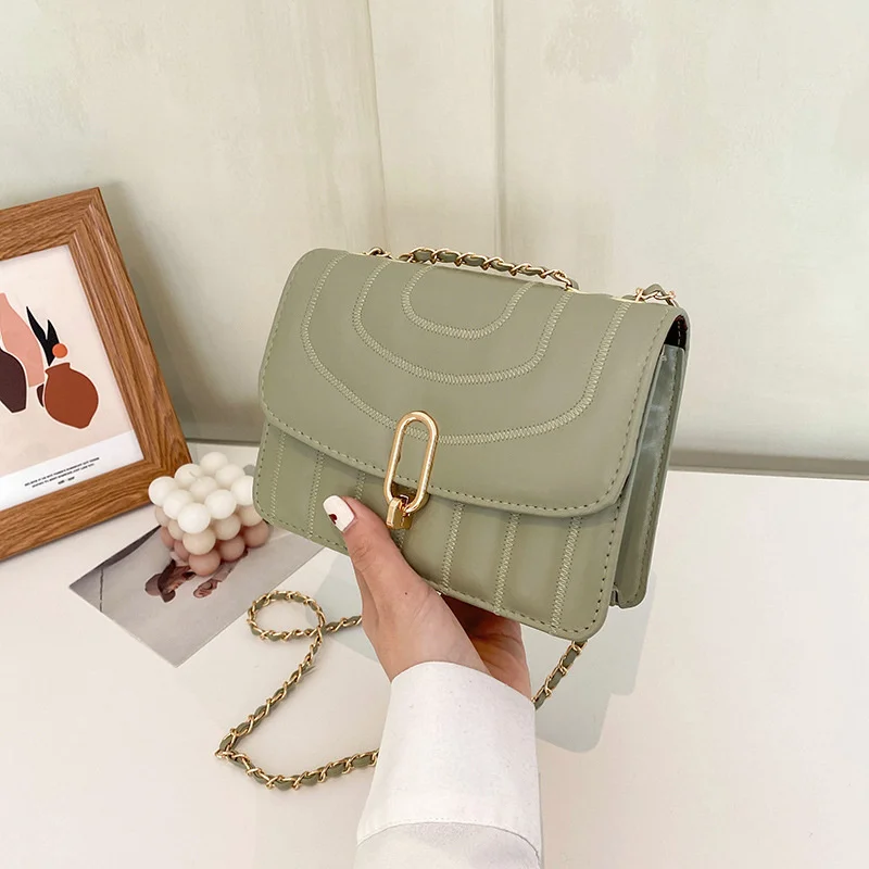 

Textured Women's Bag New Embroidered Thread Foreign Style Lock Fashionable Single Shoulder Messenger Small Square Bag