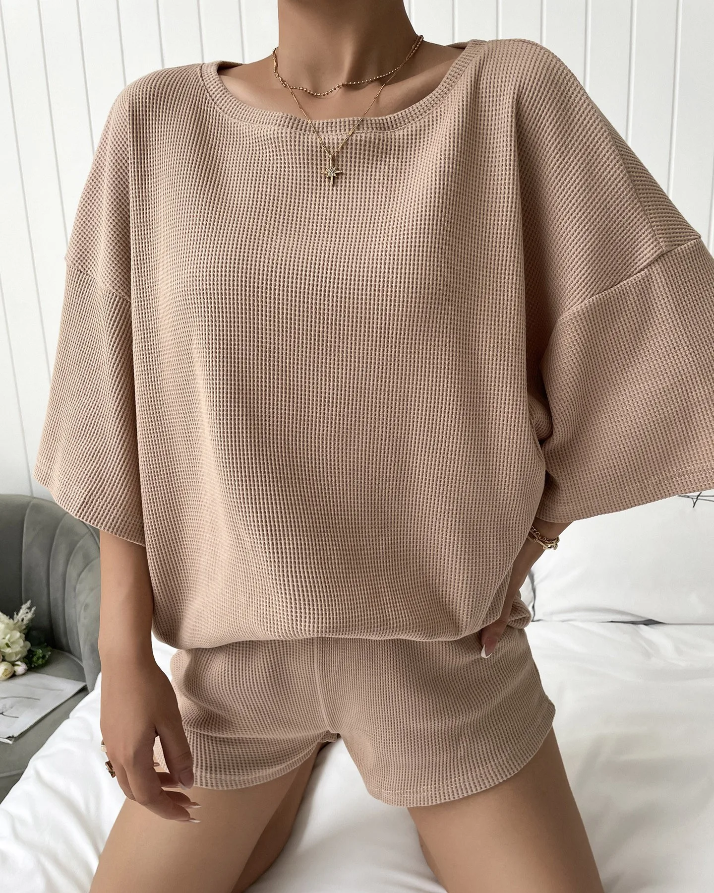 

2 Piece Shorts Set Women Solid Drop Shoulder Top & Shorts Set