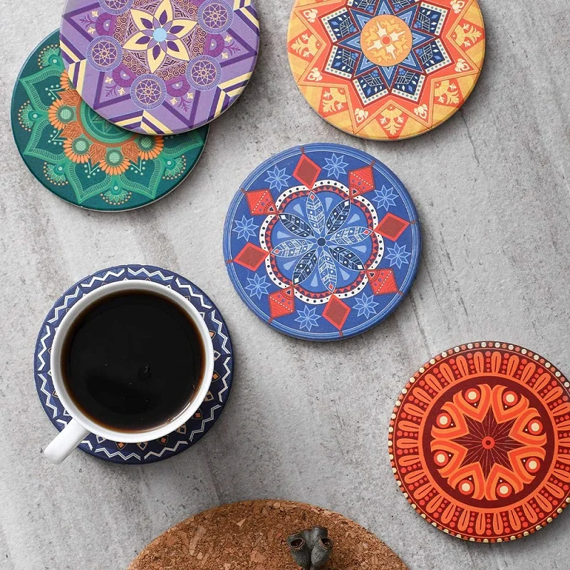

HUGSIDEA Gradient Leaves Patterns Drink Coasters Heat-insulated Eco-friendly Waterproof Cup Mats Home Dining Tableware Placemats