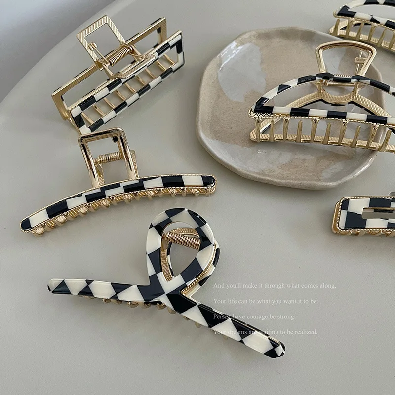 

Женская заколка в шахматную клетку, темпераментная летняя элегантная Заколка-зажим для волос, большая заколка для волос в виде акулы, клетч...