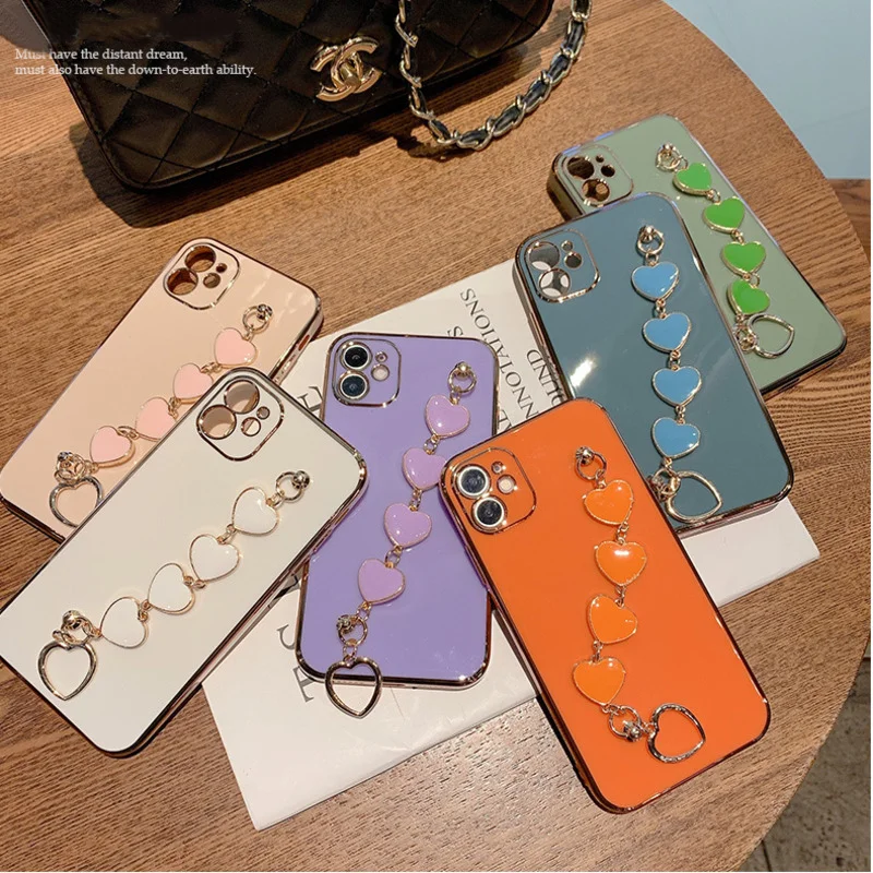 

Luxury Heart-shaped Chain And Love Hand Strap Case For Apple IPhone12 Pro Max Mini XS XR X 7 8 Plus SE 2020 Silicone Soft Cover
