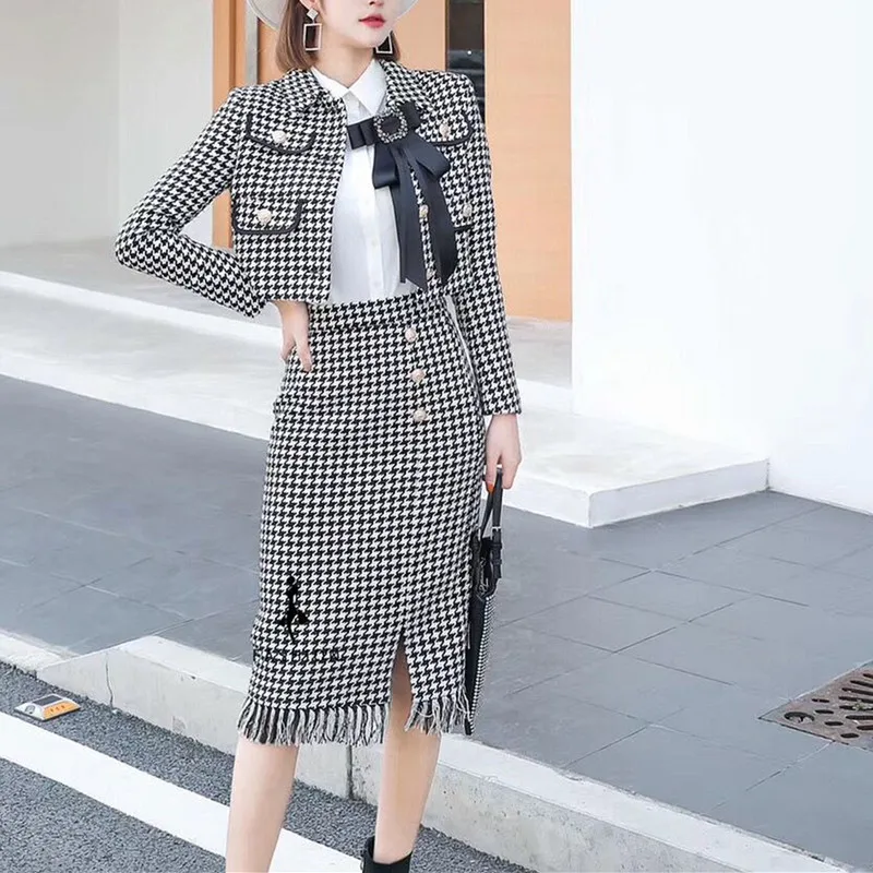 Галстук-бабочка из черной ленты в стиле ретро с кристаллами ювелирное украшение