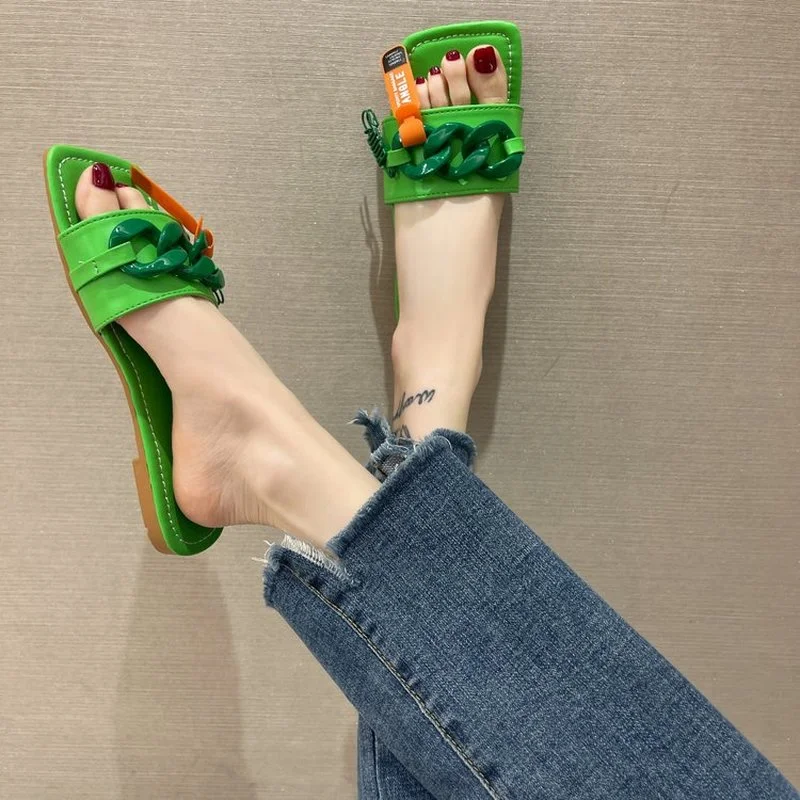

Square-toe sandals and slippers women's outer wear 2021 summer models all-match retro metal buckle seaside beach slippers