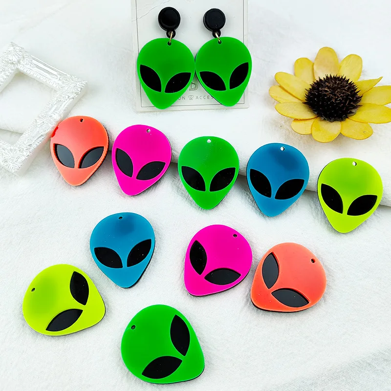 

10pcs New Fashion Women Acrylic UFO Alien Pastel Goth Head Earrings Multicolor DIY Pendant Necklace Charm