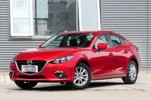 Переднее колесо внутреннего крыла брызг для Mazda 3 до модель