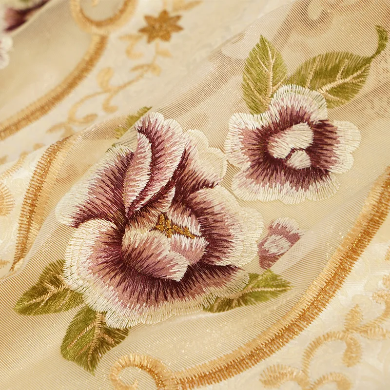 

100*250 x 8pcs tulle and curtains and 1 pc of valance in 400cm