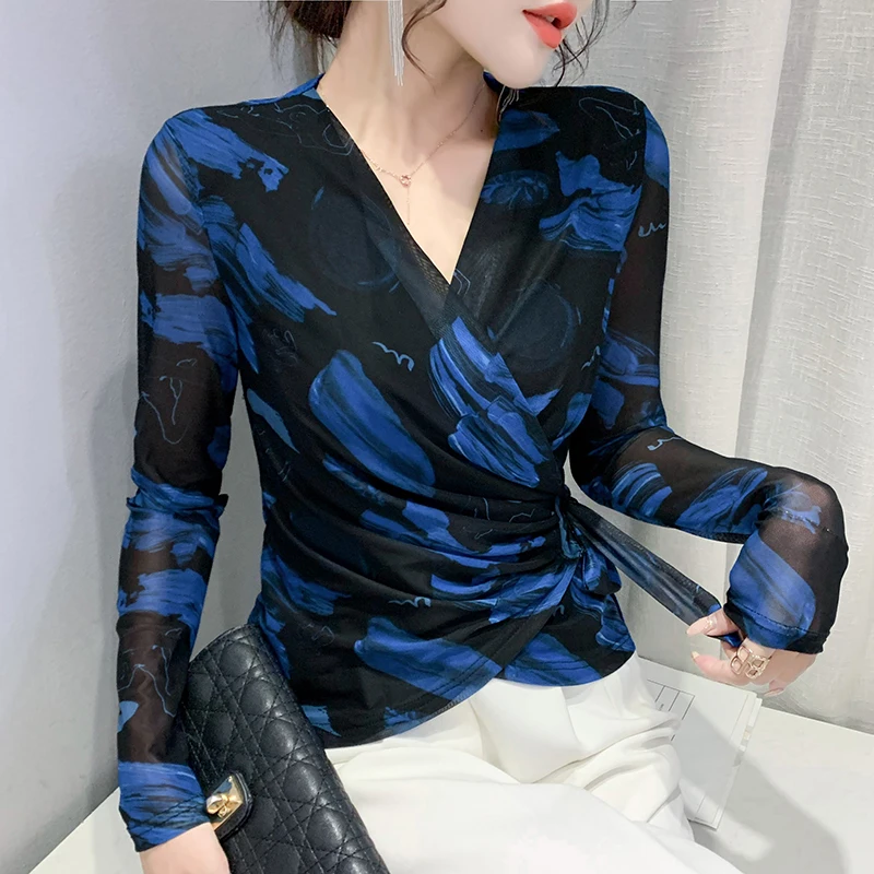 

Chikichi 2021 весна-осень новый стиль Корейская мода V-образный вырез сексуальный сетчатый топ с длинным рукавом и принтом для женщин