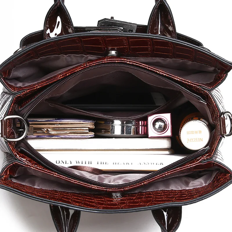 

Fashion patent leather women's bag women's handbag one shoulder cross bag two piece crocodile Commuter Bag