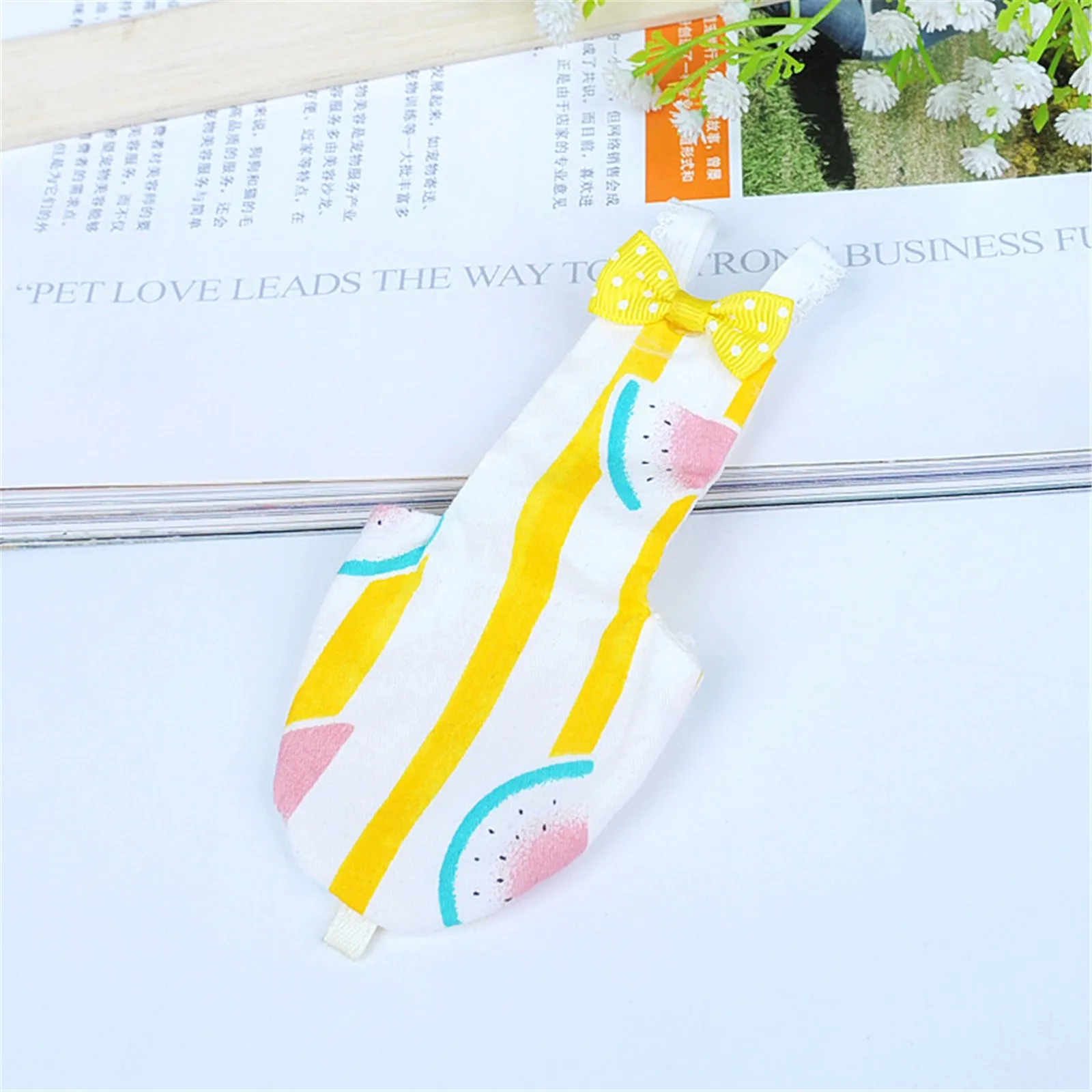 

Humanized Creativity Pet bird Clothing Diaper Collection Excrement Pocket Indoor Flying Suit Parrot Diaper Lovely Urine Bag X8