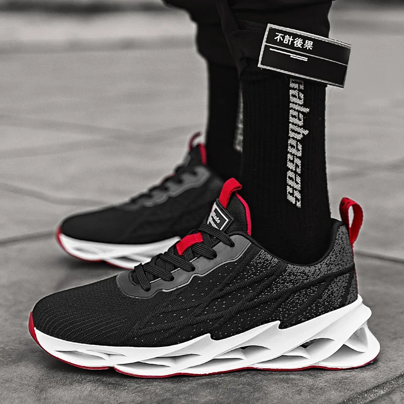 

Fashion Men Breathable Running Shoes Lightweight Men Sports Shoes New Explosive Blade Warrior Version Flying Woven Star Sneakers