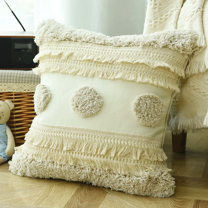 Роскошная наволочка ручной работы в горошек цвета слоновой кости с кисточками