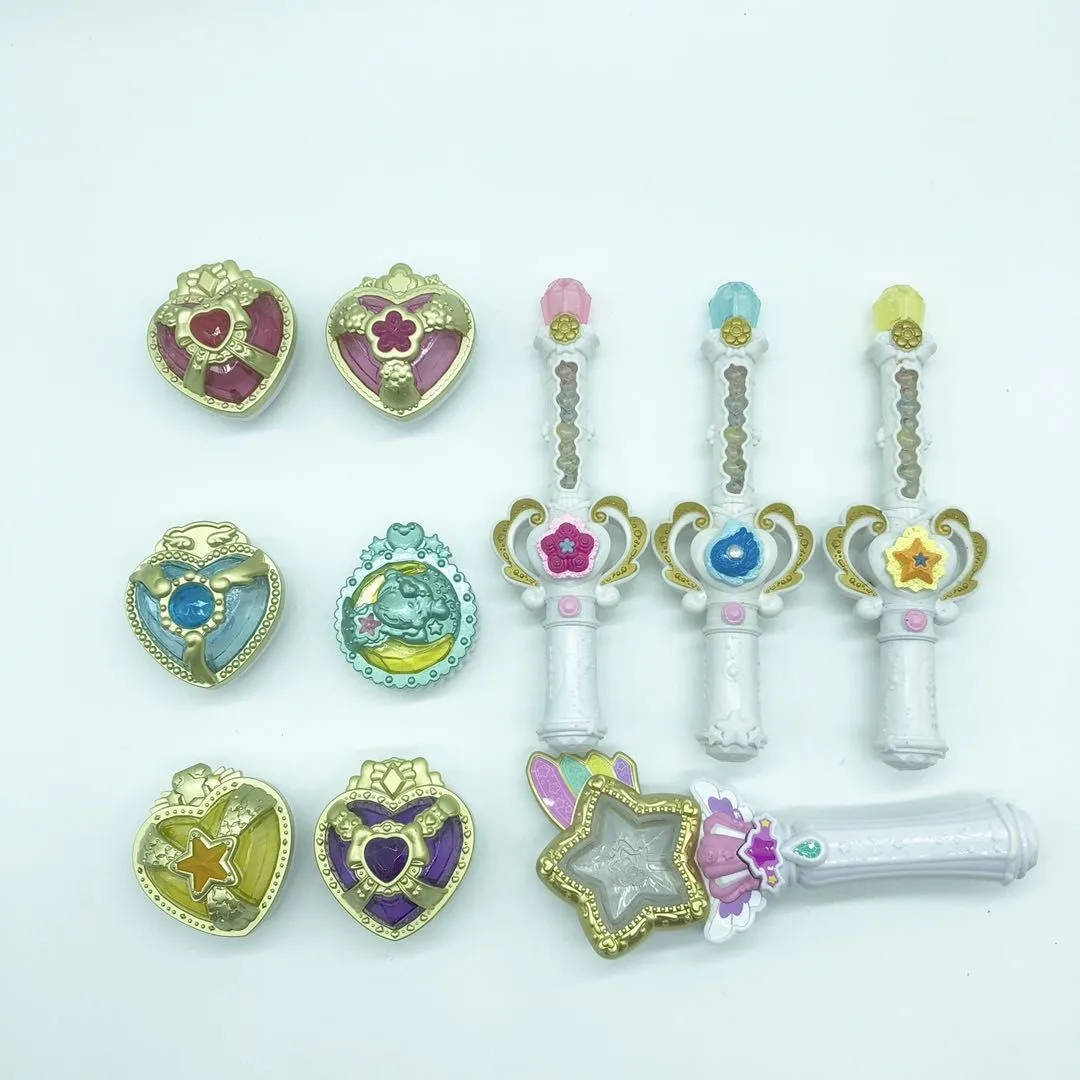 

BANDAI Pretty Cure Action Figure Genuine Anime Peripheral Makeup Mirror Magic Wand Transformer Girl Toy Gift