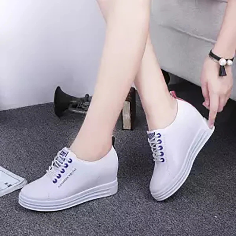 Повседневная обувь женские кроссовки коллекция 2019 года модные белые со стразами