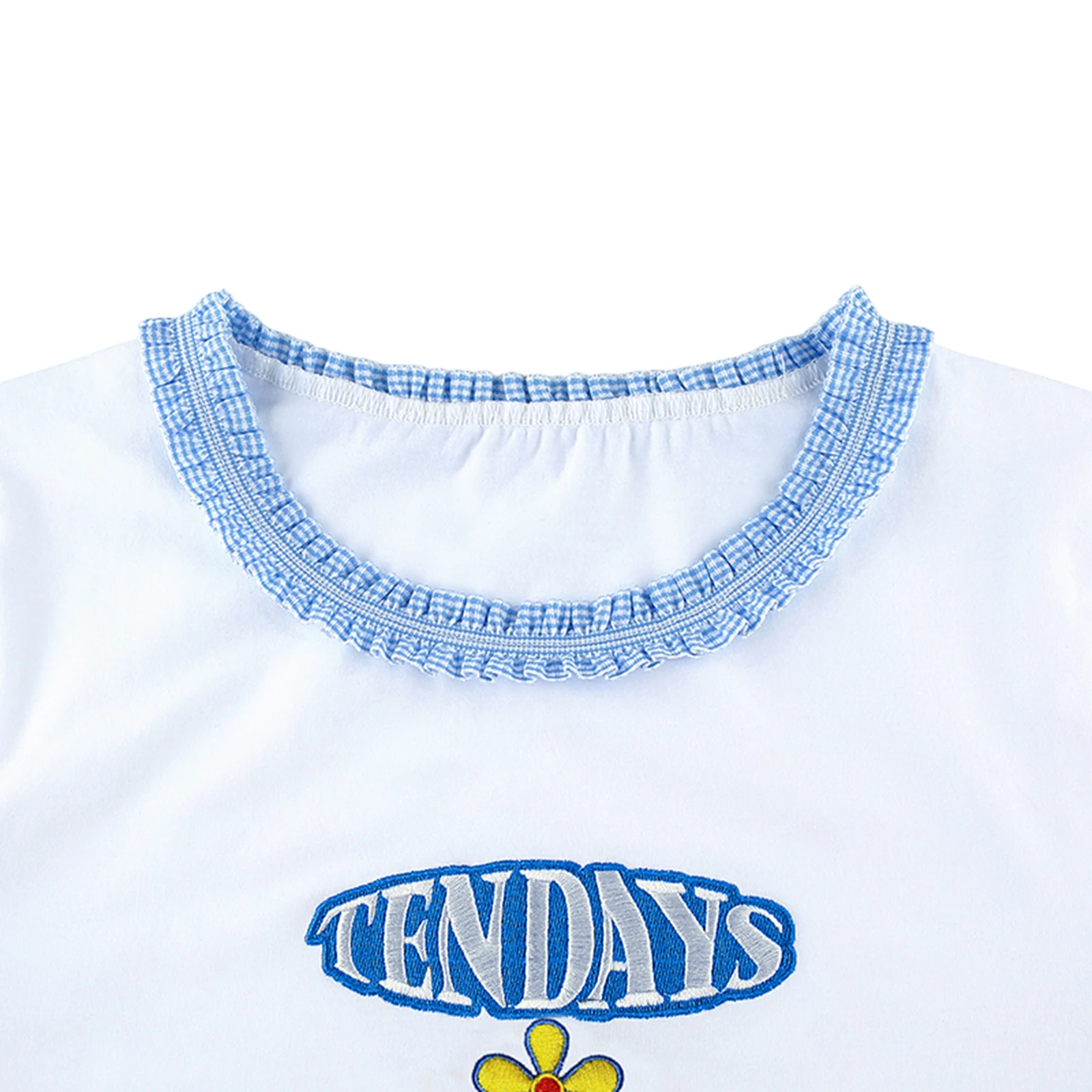 

Sexy Women Casual Close-Fitting Crop Tops, White Letters And Floral Embroidery Pattern Round Collar T-shirt