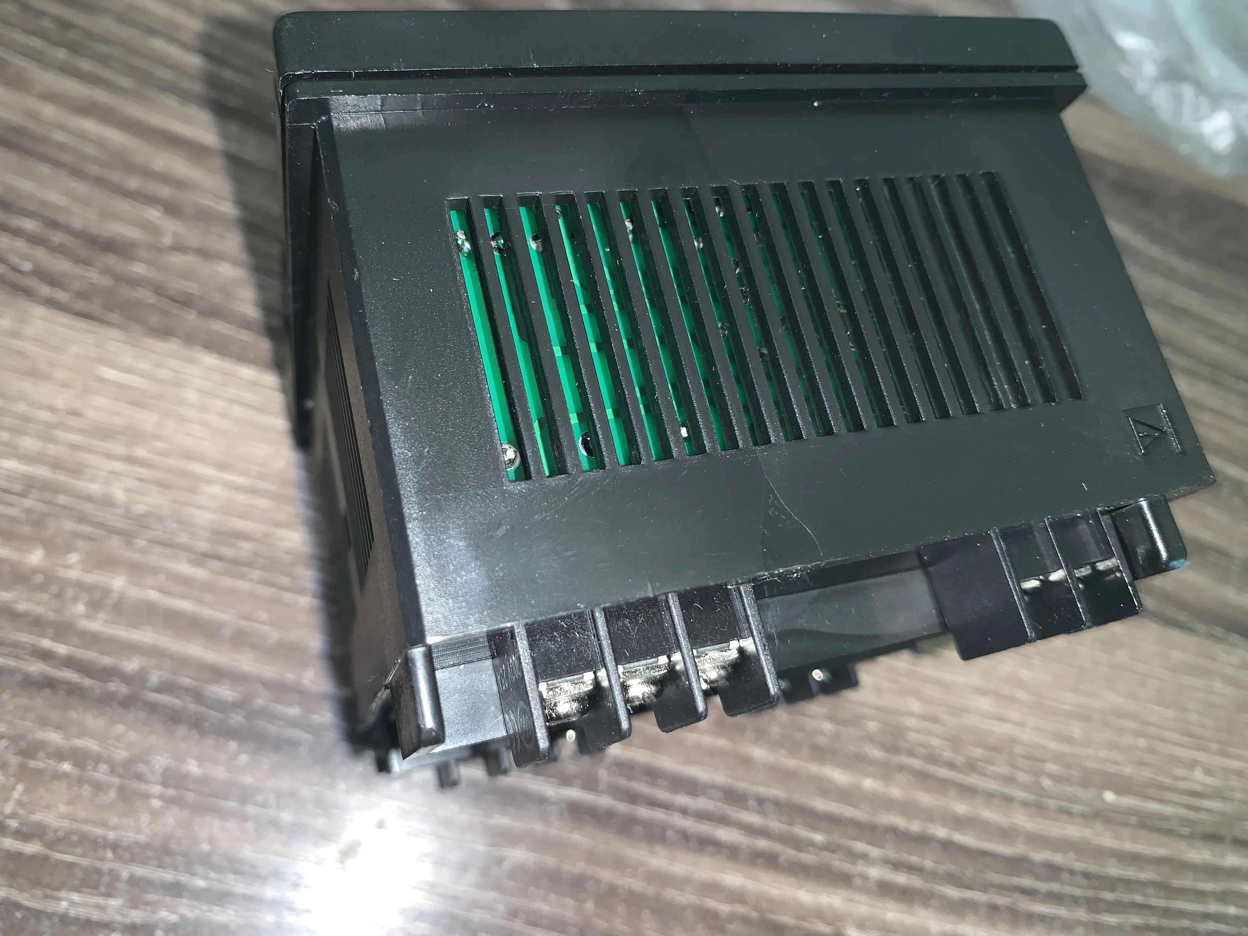 

G9-2500-S/E-A1 G9-2500-S/E-A2 ()