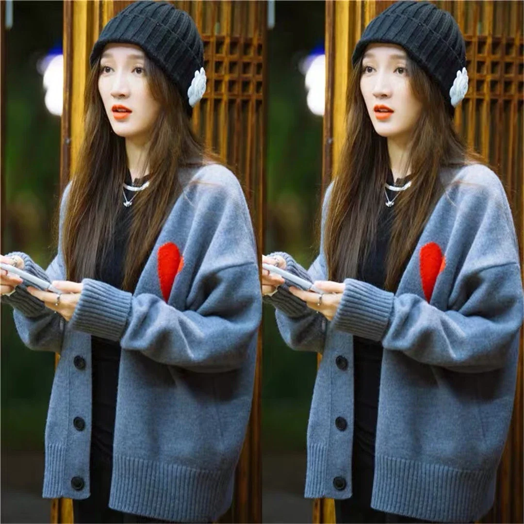 2021New Korean Fashion Oversized Knitted Cardigan Red Heart Letter A Loose Long-Sleeved Men Winter Sweater VNeck Unisex Jackets |
