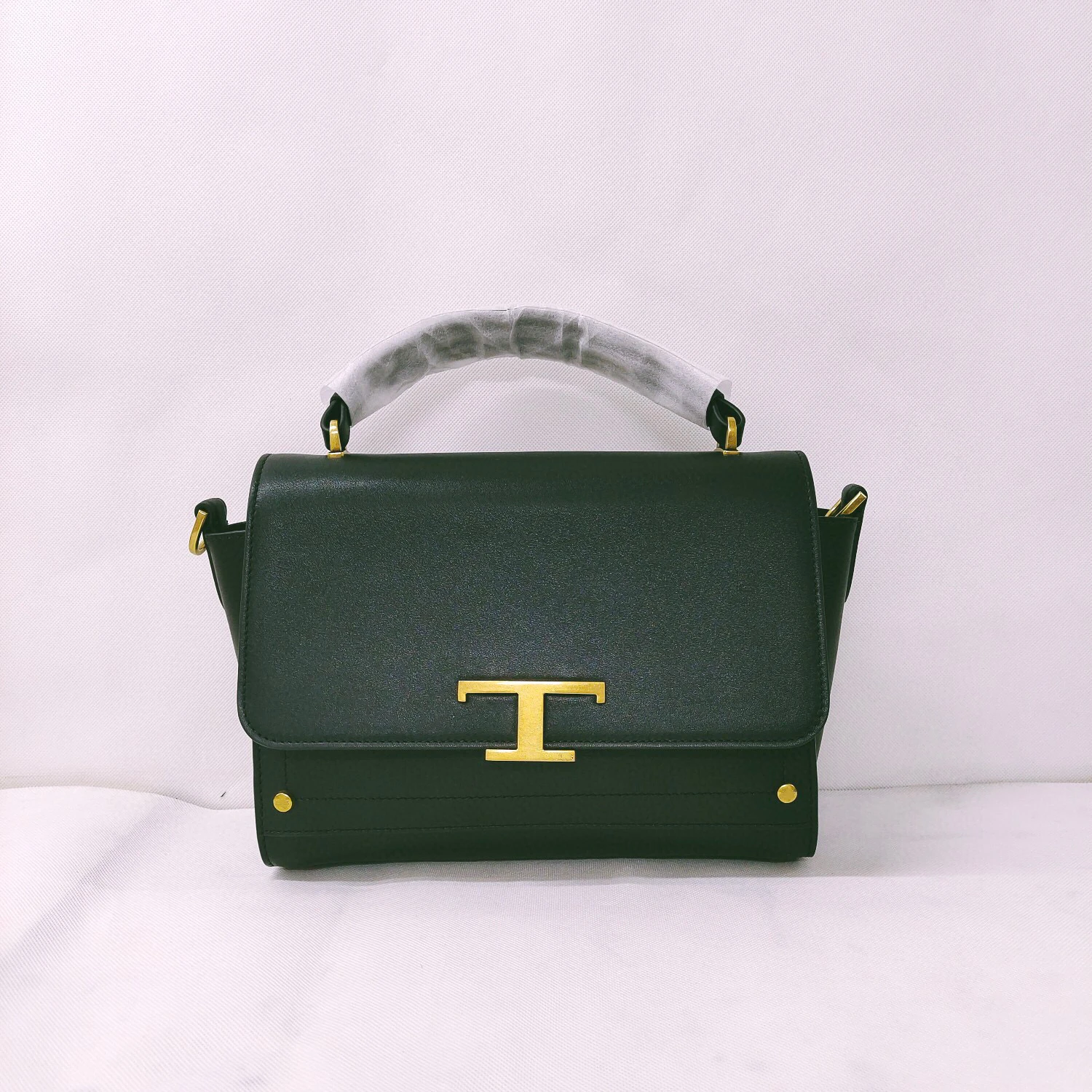 

2021 Solid Color Lady's High Quality Leather Messenger Bag, Simple, Noble And Elegant, Versatile Design, Popular Recommendation