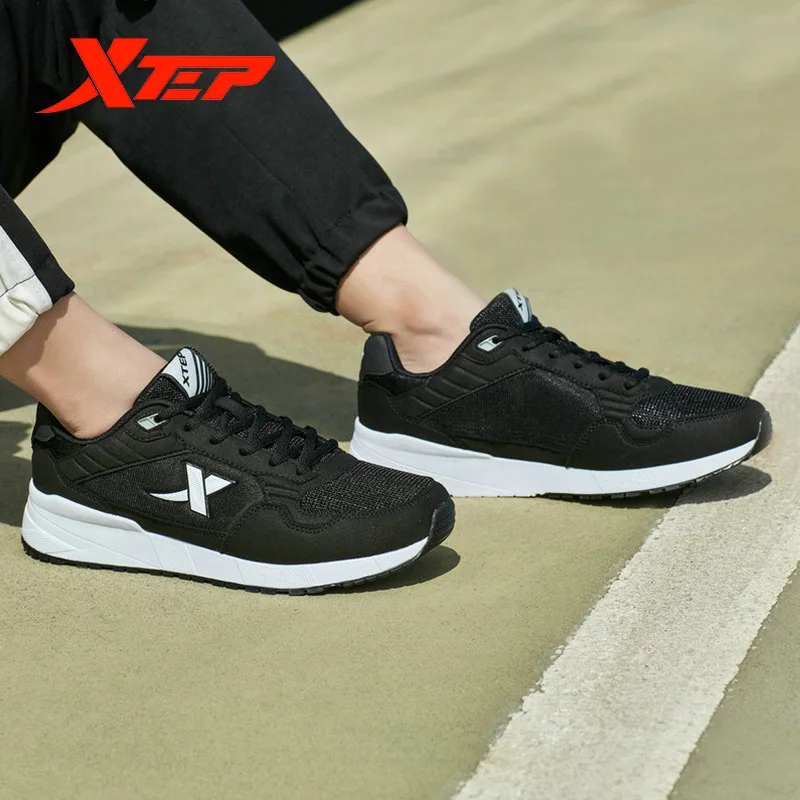 Мужская Легкая спортивная обувь Xtep Спортивная Повседневная дышащая прогулочная