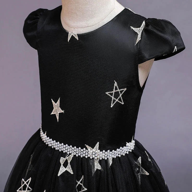 

Flower Girls Dresses Illusion Pearls Bow Embroidery Tulle Lace Short Luxury Red O-Neck Knee-Length Kids Party Princess Gown F259