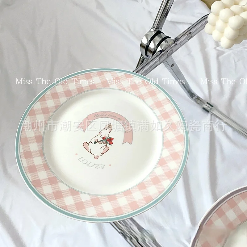 

Wind rabbit retro ceramic plate French lovely girl breakfast dessert cake grid