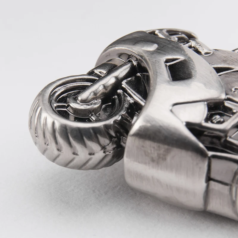 

Motorcycle Keychain with LED Light Creative Car Key Chain Pendant Metal Key Ring